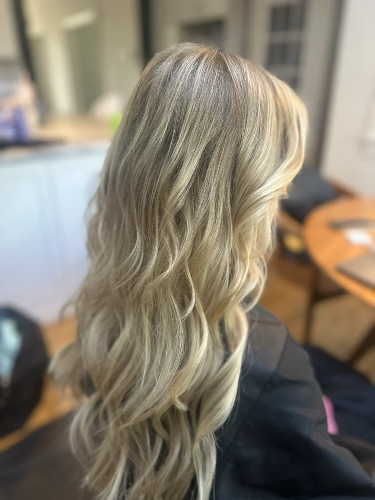 Best Haircuts for Round Faces