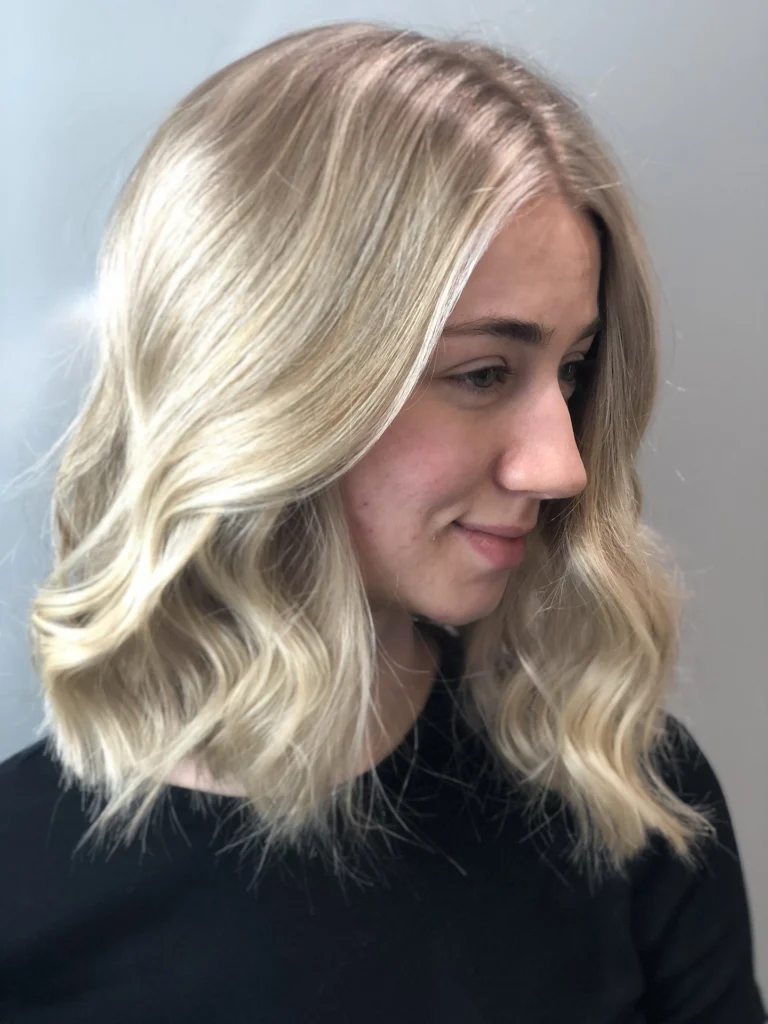 Hair Care for Colored Hair - Shampooing