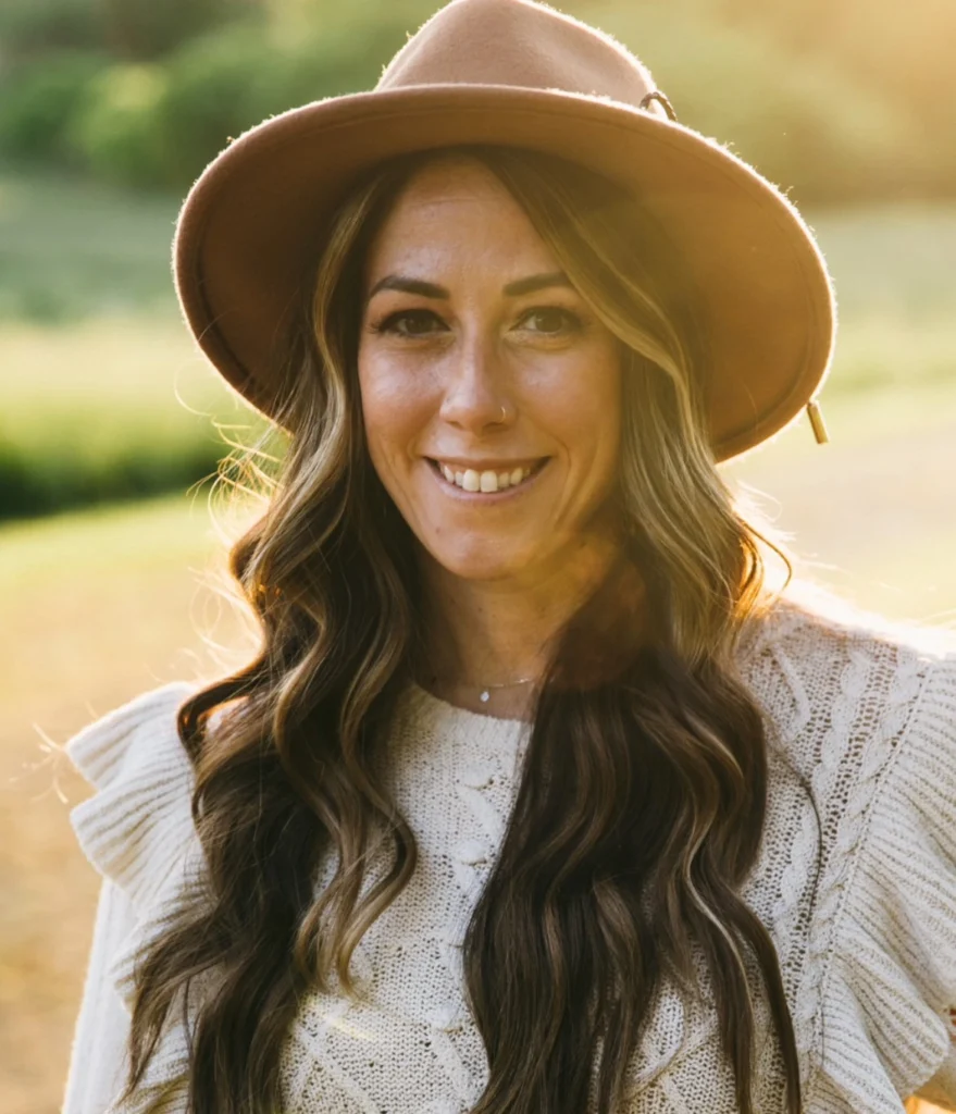 Best Hair Styles for the Holidays - The Glam Blowout - Jess McHugh's Tip