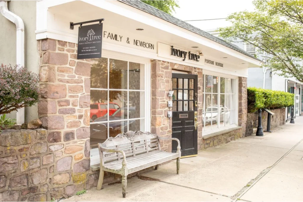 Client Spotlight: Lara Mattey and Ivory Tree Portraits in Newtown.